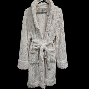 Women's White Plush Robe Thick Cozy Warm NEW
